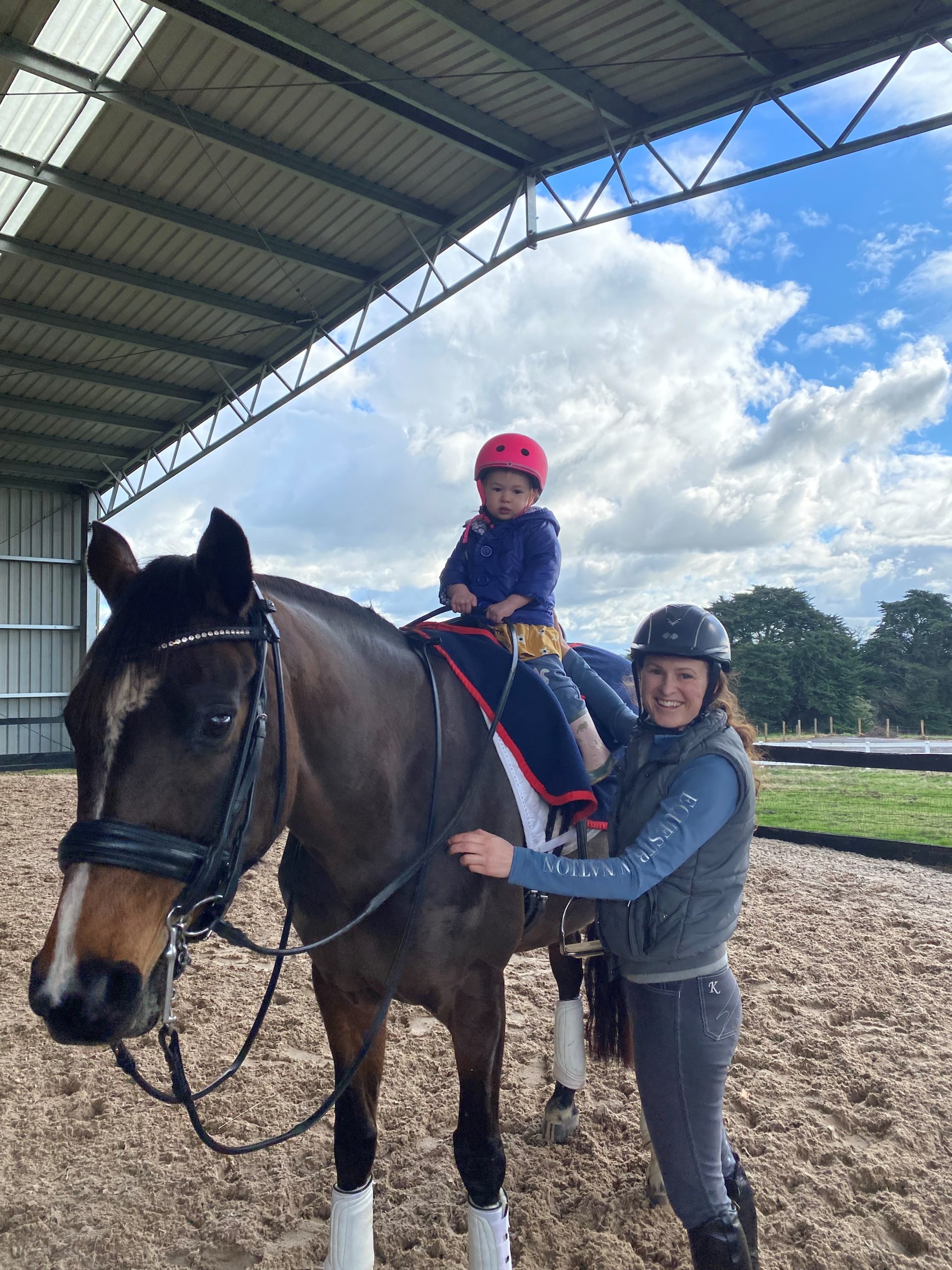 Chloe on Rondo Jun22 Horse riding while pregnant